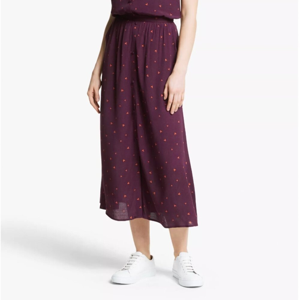 💘 GESTUZ Honey Midi Skirt in Heart Print – Size 6 (Never Worn)